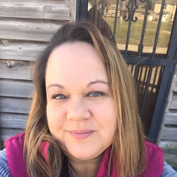 Meet your Posher, Jody - Picture 1 of 1